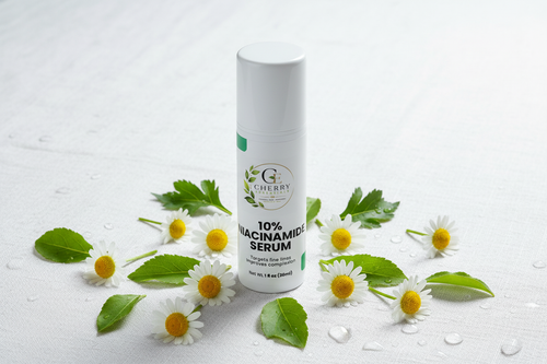 10% Niacinamide Serum Lifestyle Shot